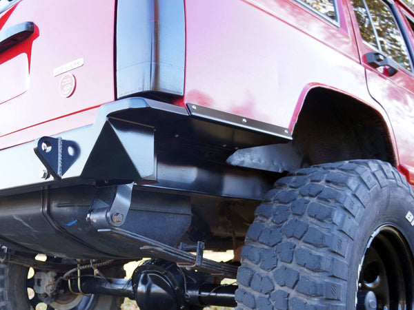 XJ Cherokee ('84-'01) / MJ Comanche ('84-'91) Rocker Armor